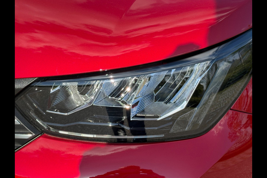Peugeot 2008 1.2 Hybrid AUTOMAAT 145 Allure, achteruitrijcamera, vele opties, in nieuwstaat