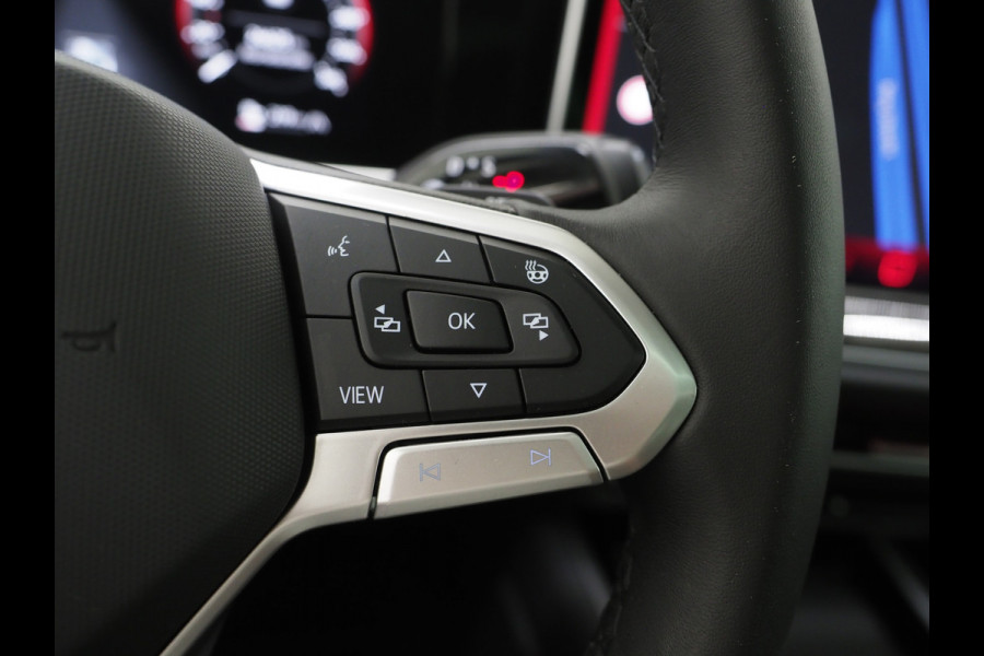 Volkswagen Passat Variant 1.5 eHybrid Elegance | Panoramadak | Leder | Trekhaak | HUD | Massage | 360 | Sfeerlicht | Keyless | Carplay