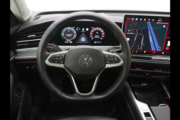 Volkswagen Passat Variant 1.5 eHybrid Elegance | Panoramadak | Leder | Trekhaak | HUD | Massage | 360 | Sfeerlicht | Keyless | Carplay