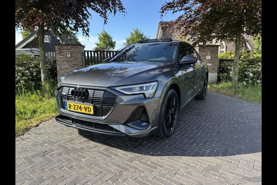 Audi e-tron Sportback 55 quattro S edition 95 kWh | S-Line | Panoramadak | Camera | NL-Auto |