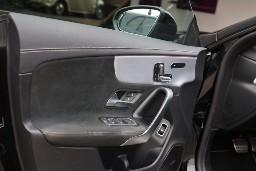 Mercedes-Benz CLA-Klasse Shooting Brake 250 e AMG *Pano*Burmester*Elek. stoelen*Trekhaak*