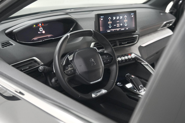 Peugeot 3008 PureTech 130 EAT8 GT | Camera | Adaptieve Cruise Control | Alcantara Bekleding | Dodehoekdetectie