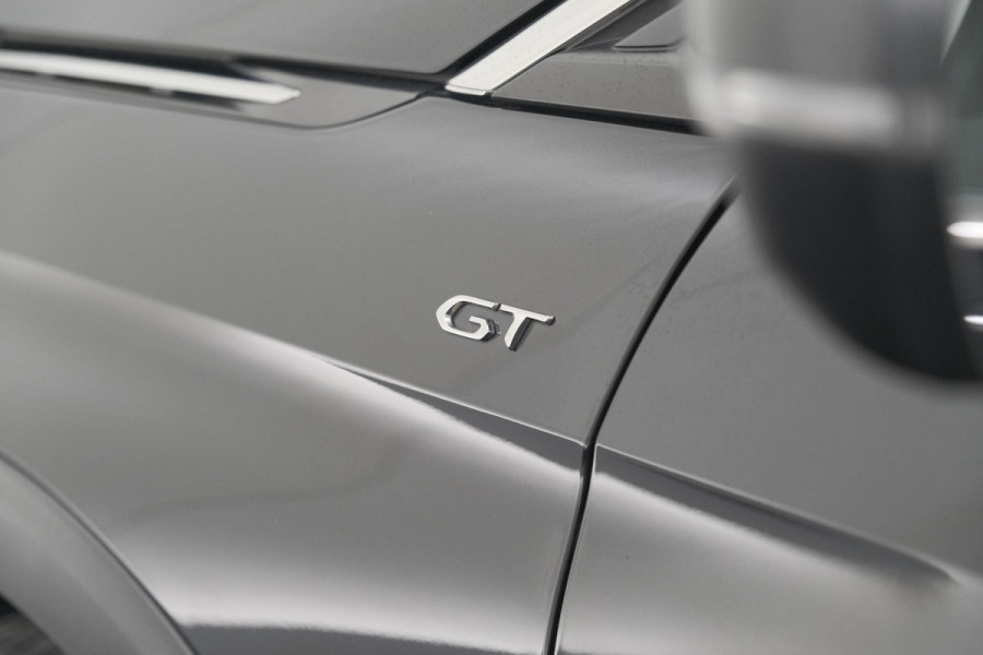 Peugeot 3008 PureTech 130 EAT8 GT | Camera | Adaptieve Cruise Control | Alcantara Bekleding | Dodehoekdetectie