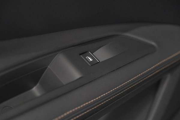 Peugeot 3008 PureTech 130 EAT8 GT | Camera | Adaptieve Cruise Control | Alcantara Bekleding | Dodehoekdetectie