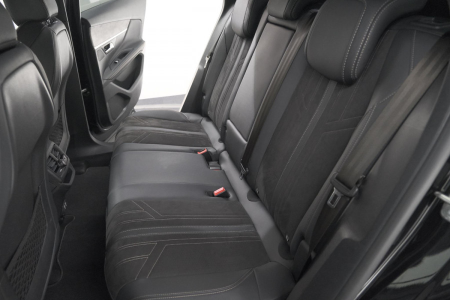 Peugeot 3008 PureTech 130 EAT8 GT | Camera | Adaptieve Cruise Control | Alcantara Bekleding | Dodehoekdetectie
