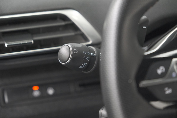 Peugeot 3008 PureTech 130 EAT8 GT | Camera | Adaptieve Cruise Control | Alcantara Bekleding | Dodehoekdetectie