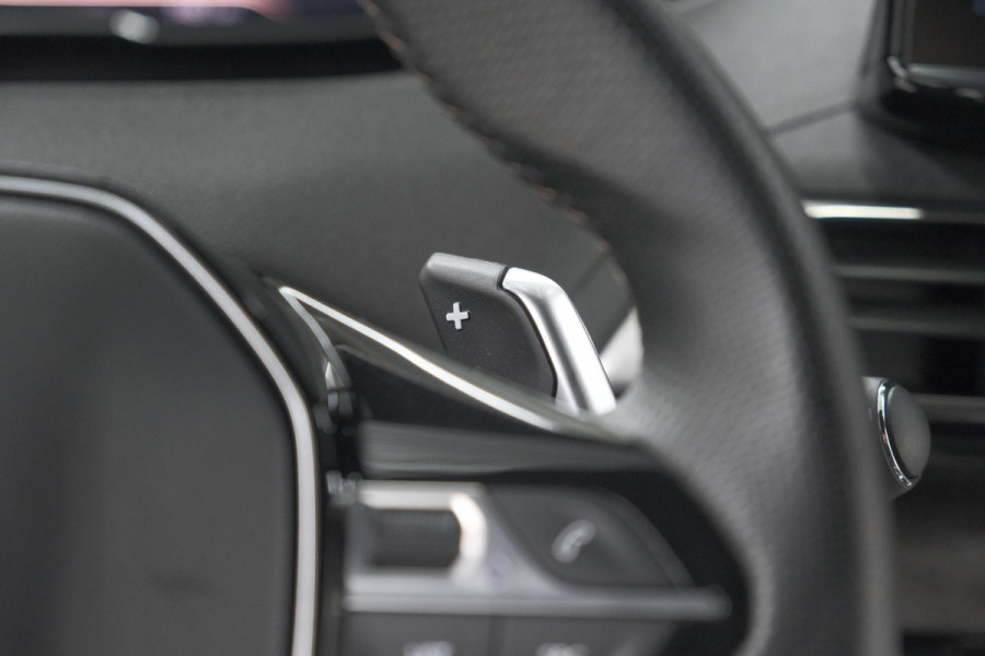 Peugeot 3008 PureTech 130 EAT8 GT | Camera | Adaptieve Cruise Control | Alcantara Bekleding | Dodehoekdetectie