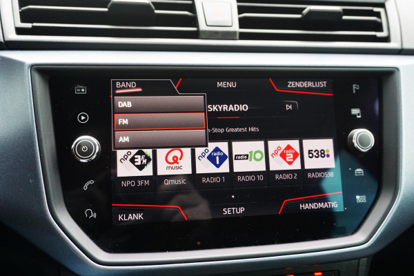 Seat Arona 1.0 TSI Style Business Intense/Carplay/camera/NAP