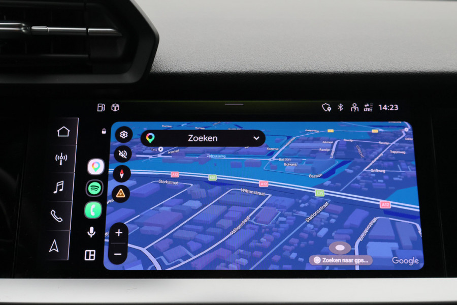 Audi A3 Sportback 30 TFSI Attitude Virtual Cockpit, Sportstoelen, Apple Carplay, LED, Climate, PDC