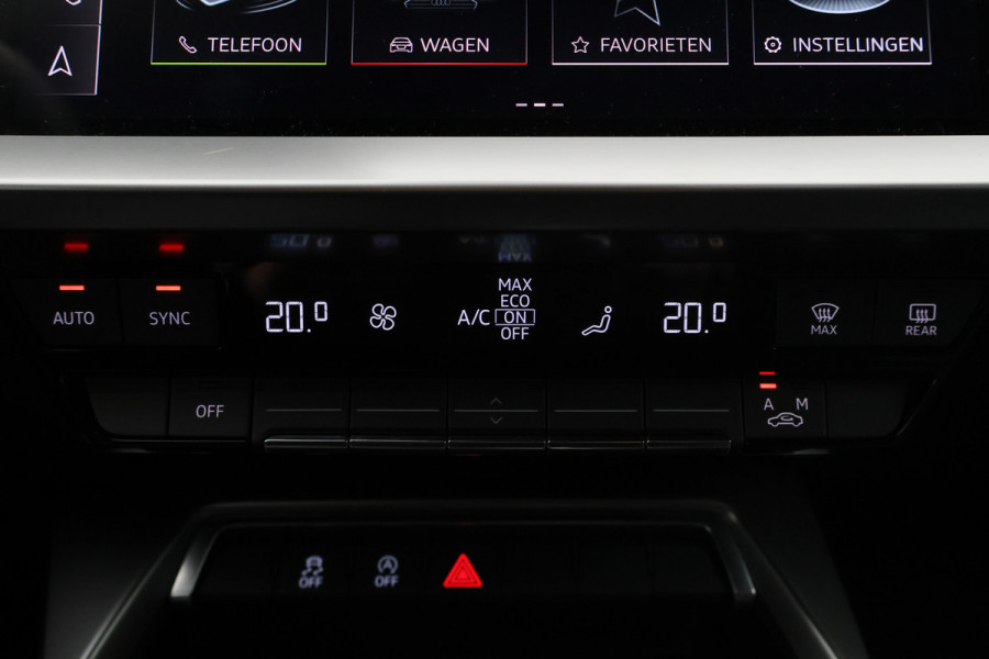 Audi A3 Sportback 30 TFSI Attitude Virtual Cockpit, Sportstoelen, Apple Carplay, LED, Climate, PDC