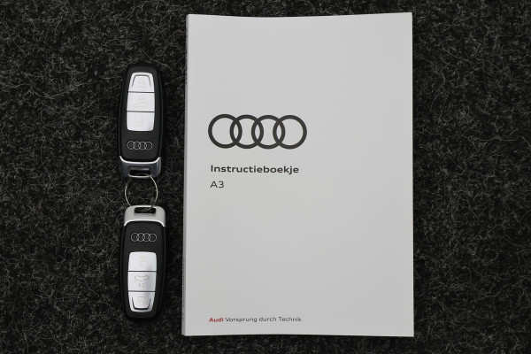 Audi A3 Sportback 30 TFSI Attitude Virtual Cockpit, Sportstoelen, Apple Carplay, LED, Climate, PDC