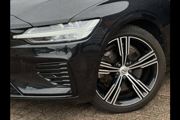 Volvo V60 2.0 T6 Plug-in hybrid AWD Ultimate Dark Long Range | Trekhaak | 100% SOH | Leder + Memory | Winter Pack