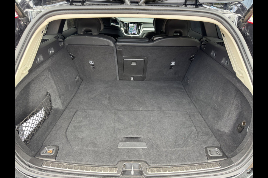 Volvo V60 2.0 T6 Plug-in hybrid AWD Ultimate Dark Long Range | Trekhaak | 100% SOH | Leder + Memory | Winter Pack