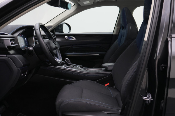 Lynk & Co 01 1.5 HEV Hybrid Panoramadak, ACC, Camera, Apple Carplay, DAB, PDC, Trekhaak, 20''