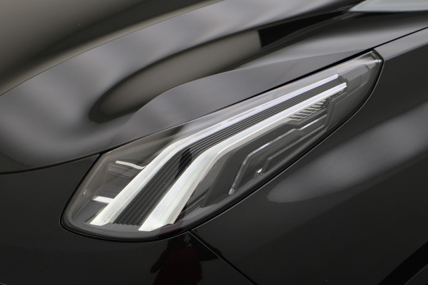 Lynk & Co 01 1.5 HEV Hybrid Panoramadak, ACC, Camera, Apple Carplay, DAB, PDC, Trekhaak, 20''