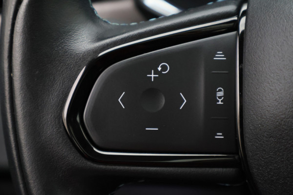 Lynk & Co 01 1.5 HEV Hybrid Panoramadak, ACC, Camera, Apple Carplay, DAB, PDC, Trekhaak, 20''