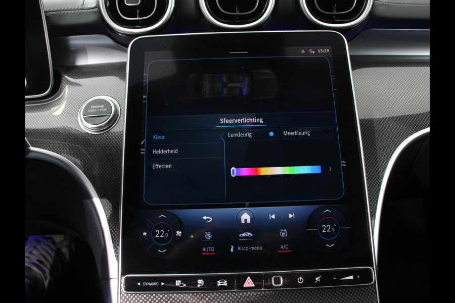 Mercedes-Benz C-Klasse 300e AMG Line sedan Automaat | Climate control | Adaptieve cruise control | Parkeersensoren | Achteruitrijcamera | Sfeerverlichting | Stoelverwarming | Keyless | LED | Navigatie