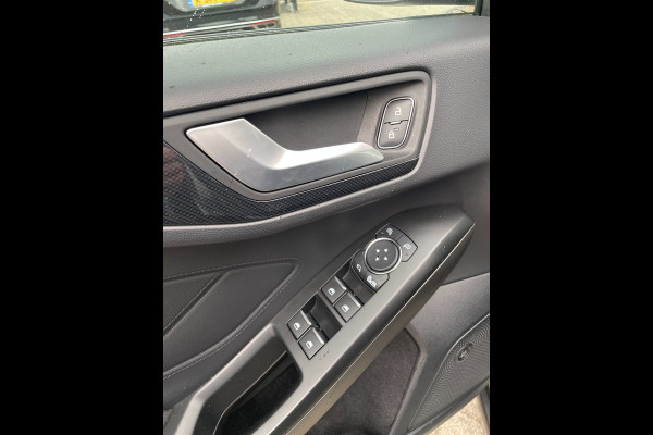 Ford FOCUS Wagon 1.0 EcoBoost Hybrid ST Line X Business
