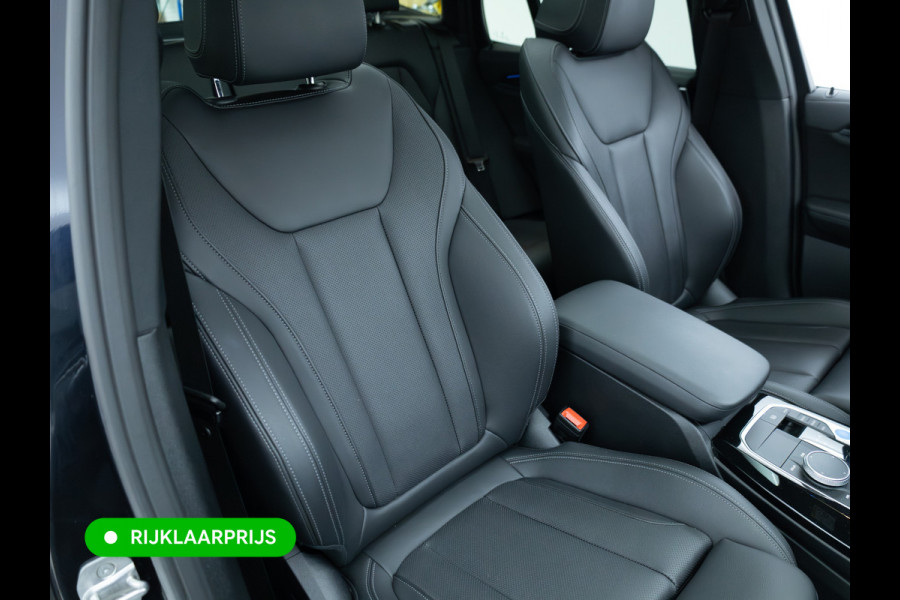 BMW iX3 M-Sport High Executive 80 kWh | Pano | Leder | Led | Shadowline | Stoelverwarming | Camera | Carbon black metallic, 460 km WLTP