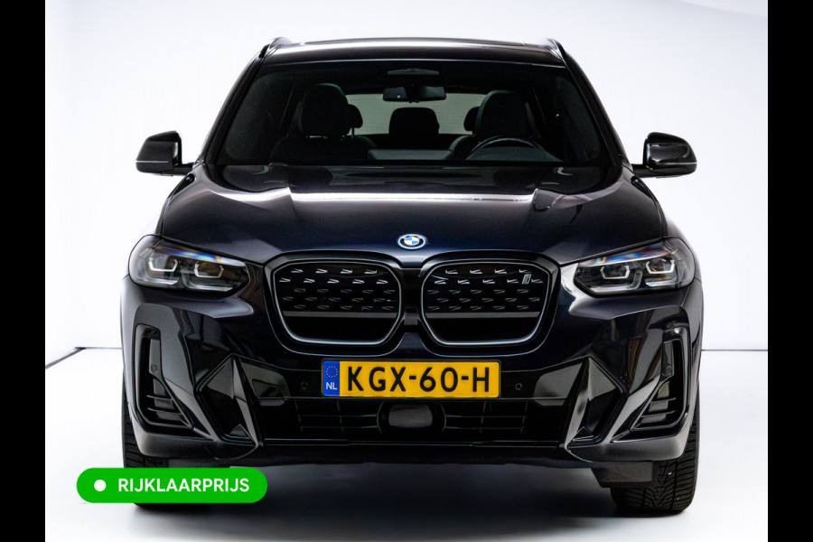 BMW iX3 M-Sport High Executive 80 kWh | Pano | Leder | Led | Shadowline | Stoelverwarming | Camera | Carbon black metallic, 460 km WLTP