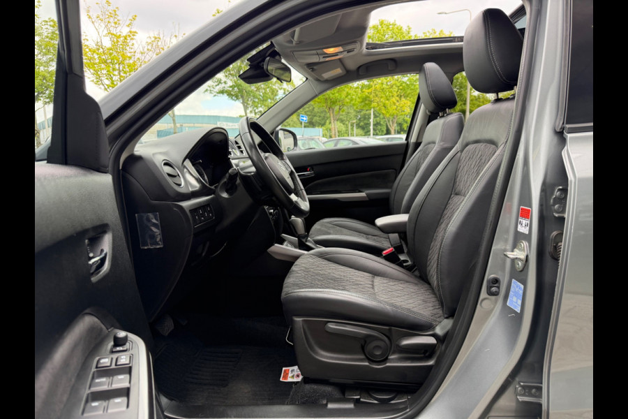 Suzuki Vitara 1.4 automaat Style Smart Hybrid, 1e eigenaar, 2-Tone, Panoramadak/schuifdak, CarPlay