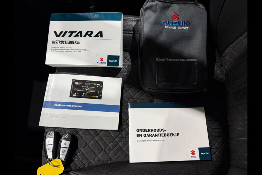 Suzuki Vitara 1.4 automaat Style Smart Hybrid, 1e eigenaar, 2-Tone, Panoramadak/schuifdak, CarPlay