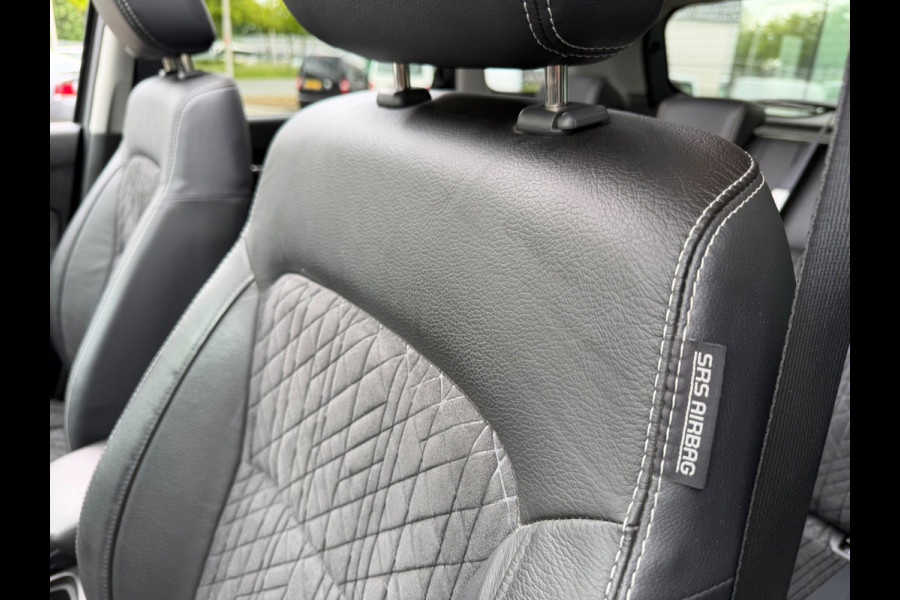 Suzuki Vitara 1.4 automaat Style Smart Hybrid, 1e eigenaar, 2-Tone, Panoramadak/schuifdak, CarPlay
