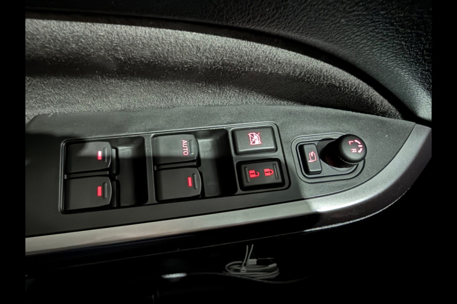 Suzuki Vitara 1.4 automaat Style Smart Hybrid, 1e eigenaar, 2-Tone, Panoramadak/schuifdak, CarPlay