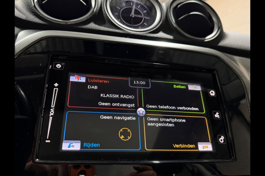 Suzuki Vitara 1.4 automaat Style Smart Hybrid, 1e eigenaar, 2-Tone, Panoramadak/schuifdak, CarPlay