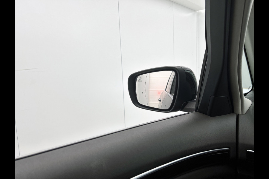 Renault Espace 1.8 TCe Initiale Paris (Perfect OnderH, Panorama, Stoel VerW, Camera, Naiv, Trekhaak, Head-up, Etc)