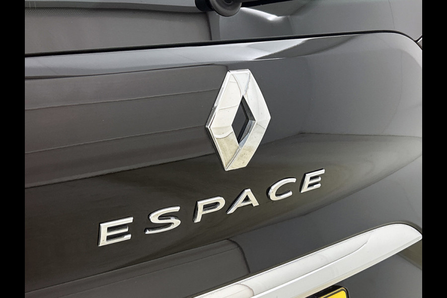 Renault Espace 1.8 TCe Initiale Paris (Perfect OnderH, Panorama, Stoel VerW, Camera, Naiv, Trekhaak, Head-up, Etc)
