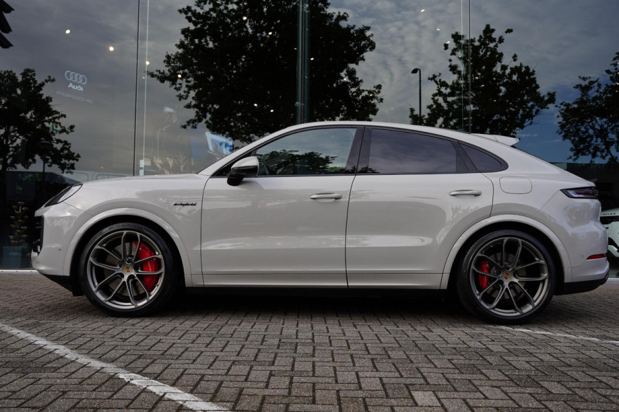 Porsche Cayenne 4.0 Turbo S E-Hybrid / Achteras Besturing / PDCC