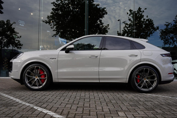 Porsche Cayenne 4.0 Turbo S E-Hybrid / Achteras Besturing / PDCC
