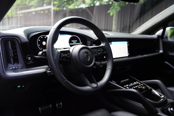 Porsche Cayenne 4.0 Turbo S E-Hybrid / Achteras Besturing / PDCC