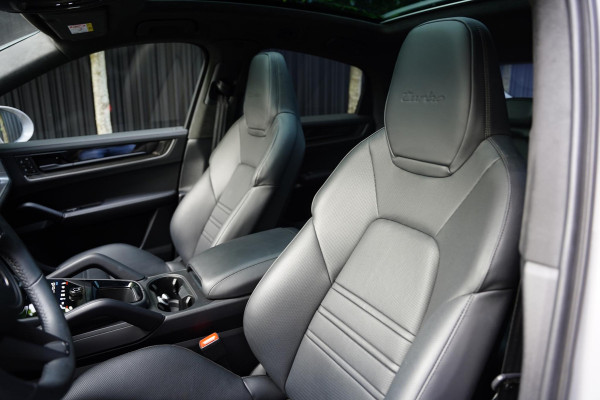 Porsche Cayenne 4.0 Turbo S E-Hybrid / Achteras Besturing / PDCC