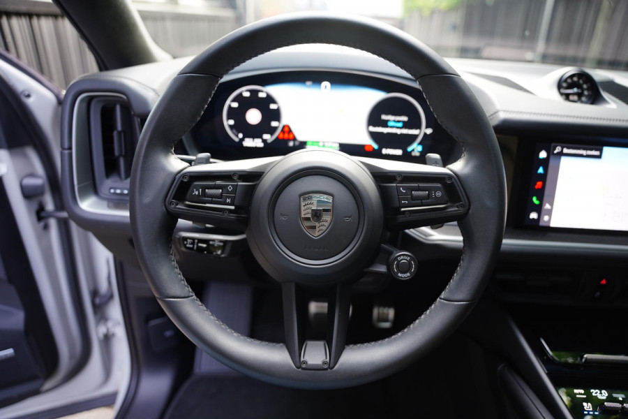 Porsche Cayenne 4.0 Turbo S E-Hybrid / Achteras Besturing / PDCC