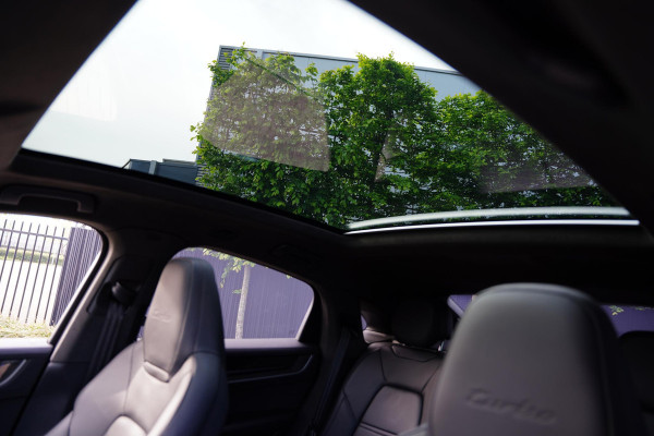 Porsche Cayenne 4.0 Turbo S E-Hybrid / Achteras Besturing / PDCC