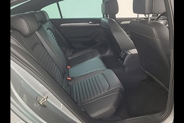 Volkswagen Passat 1.4 TSI PHEV GTE Business | Plug-in Hybride | Panoramadak | Head-up | Nederlandse auto origineel 10.000km | Trekhaak |