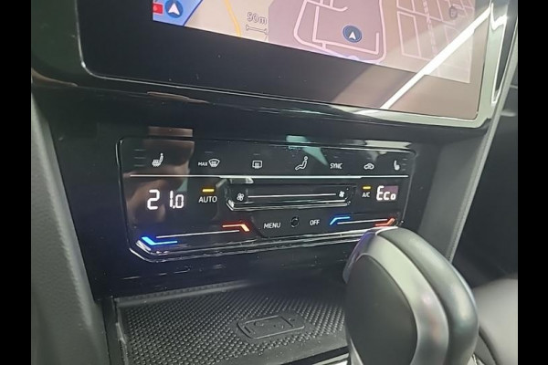 Volkswagen Passat 1.4 TSI PHEV GTE Business | Plug-in Hybride | Panoramadak | Head-up | Nederlandse auto origineel 10.000km | Trekhaak |