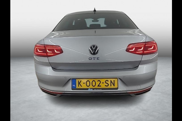 Volkswagen Passat 1.4 TSI PHEV GTE Business | Plug-in Hybride | Panoramadak | Head-up | Nederlandse auto origineel 10.000km | Trekhaak |