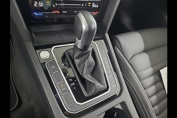 Volkswagen Passat 1.4 TSI PHEV GTE Business | Plug-in Hybride | Panoramadak | Head-up | Nederlandse auto origineel 10.000km | Trekhaak |