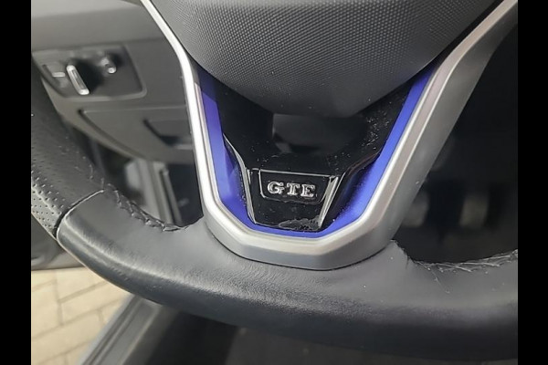 Volkswagen Passat 1.4 TSI PHEV GTE Business | Plug-in Hybride | Panoramadak | Head-up | Nederlandse auto origineel 10.000km | Trekhaak |