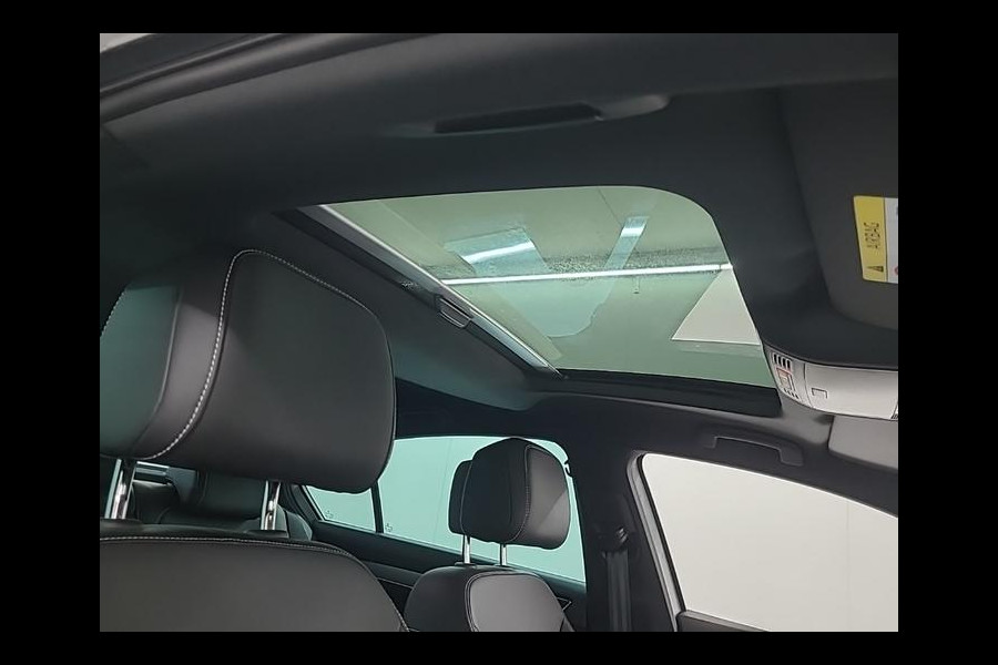Volkswagen Passat 1.4 TSI PHEV GTE Business | Plug-in Hybride | Panoramadak | Head-up | Nederlandse auto origineel 10.000km | Trekhaak |