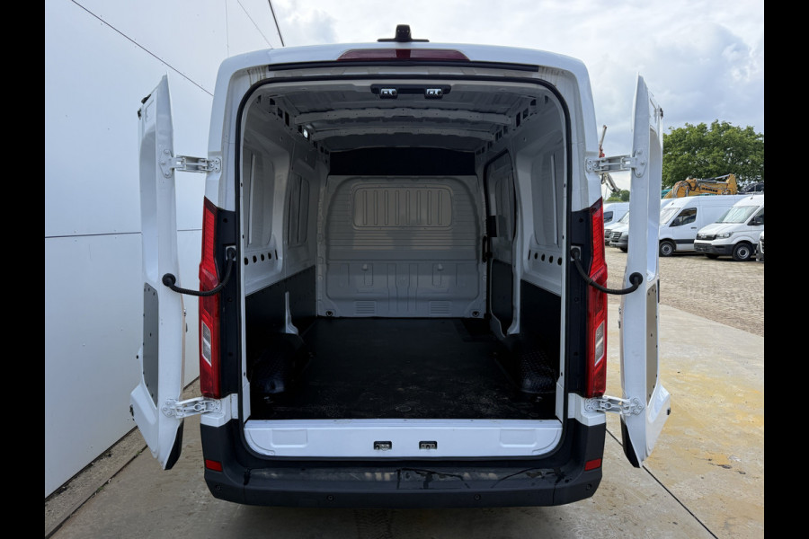 Maxus eDeliver 9 72kWh Nieuw Elektrisch 72kWh 280km WLTP L2H2 204PK ACC Stoelverwarming Snelladen LED Airco BPM Vrij