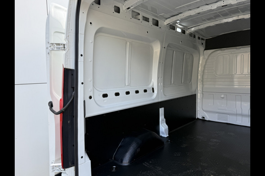 Maxus eDeliver 9 72kWh Nieuw Elektrisch 72kWh 280km WLTP L2H2 204PK ACC Stoelverwarming Snelladen LED Airco BPM Vrij