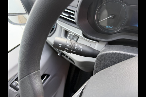 Maxus eDeliver 9 72kWh Nieuw Elektrisch 72kWh 280km WLTP L2H2 204PK ACC Stoelverwarming Snelladen LED Airco BPM Vrij