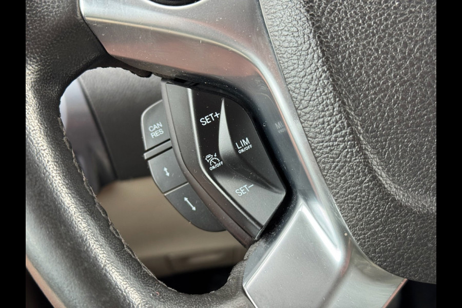 Ford Tourneo Custom 2.0 TDCI 131pk L2H1 Titanium | INCL. BTW en BPM | 9-PERS | L+R SCHUIF | Leder | Navi | Camera | Trekhaak