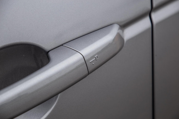Land Rover Discovery Sport P300e Aut. AWD R-Dynamic CARPLAY / LEER / DEALER ONDERHOUDEN / CAMERA