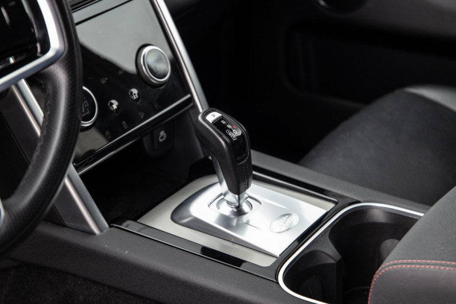 Land Rover Discovery Sport P300e Aut. AWD R-Dynamic CARPLAY / LEER / DEALER ONDERHOUDEN / CAMERA