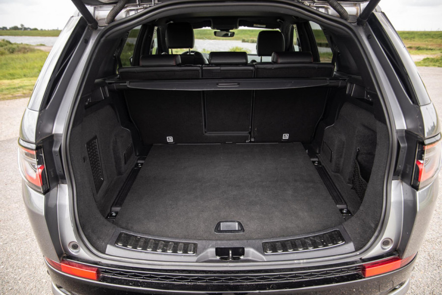 Land Rover Discovery Sport P300e Aut. AWD R-Dynamic CARPLAY / LEER / DEALER ONDERHOUDEN / CAMERA